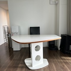 TECTA（テクタ）テーブル