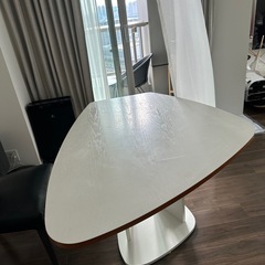 TECTA（テクタ）テーブル