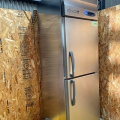 C(6775)ホシザキ 業務用 冷蔵庫 HR-63ZT 2011年製 縦型2枚扉 店舗用