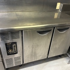 サンヨー業務用冷蔵冷凍庫　100V