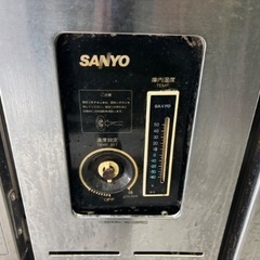 サンヨー業務用冷蔵冷凍庫　100V