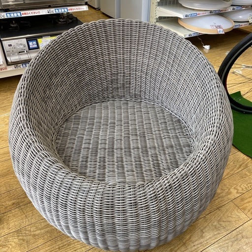 11/16値下げしました?オリエンタル?NITORI ラウンド1Pソファ」エッグ