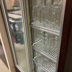 ダイワ製業務用冷蔵庫100V ビールジョッキ付き