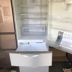 NO 639 ?福岡市内配送設置無料✨? AQUA アクア 冷凍冷蔵庫 (355L・