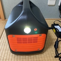 ポータブル電源  大容量174.000mAh仕様！ 