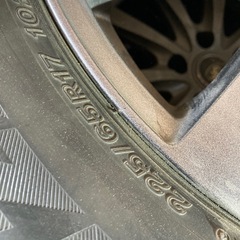 225/65r17 ブリヂストン5穴114.3アルミ付き