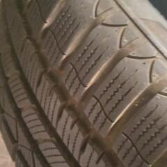 スタッドレスタイヤ４本セット　205/50r17　ホイール無し