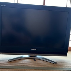 TOSHIBA REGZAテレビ32型