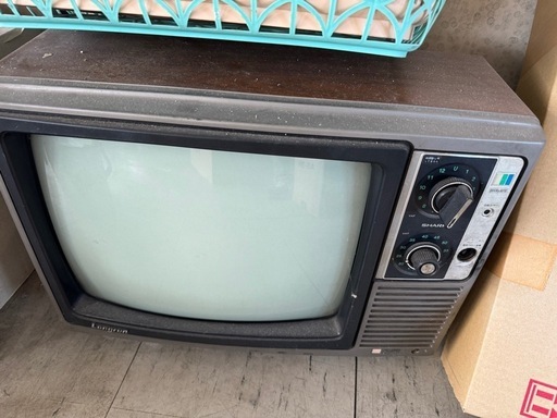 ○シャープ テレビデオ ブラウン管テレビ ビデオデッキ内蔵 14