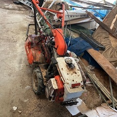 お話中　小型耕運機