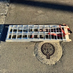 アルミラダーレール 2つ折りアーチランプ