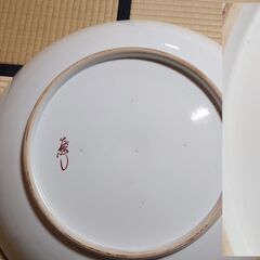 有田焼 緒方松右衛門 極上錦孔雀  大皿 直径61cm 