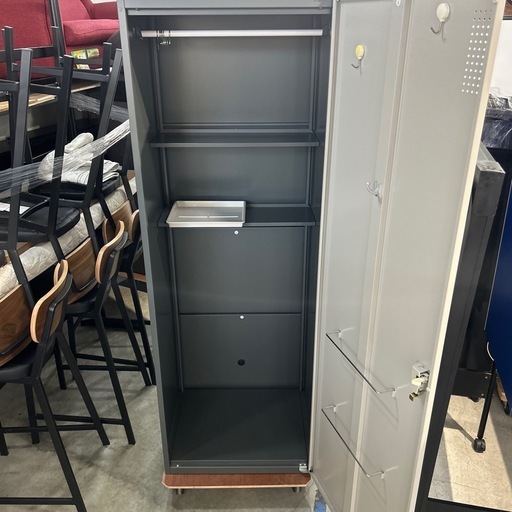 井上金庫 3人用ロッカー『未使用品！』 【リサイクルショップサルフ】