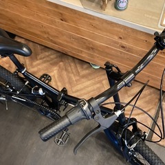 【美品！KYUZOダブルサスペンション】6段変速　セミファットタイヤ20インチ折りたたみ自転車　マットブラック