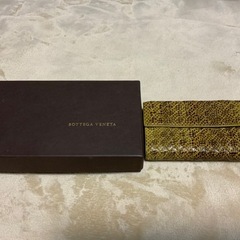 ボッテガヴェネタ　長財布　パイソン　イントレチャート　イエロー 横18.5、縦10.奥行き2.5センチ ボッテガヴェネタ 長財布 パイソン イントレチャート イエロー 横18.5