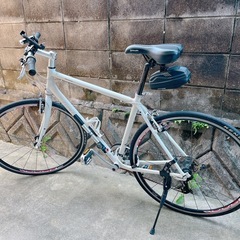 値下げしました。ジャイアントgiantの700C クロスバイク 雨天未走行