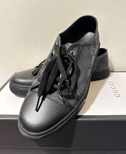 【極美品】GUCCI スニーカー