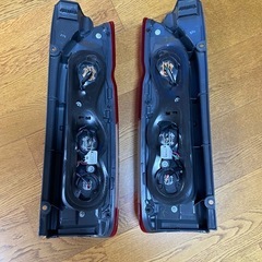 ハイエース　テールランプ　純正　