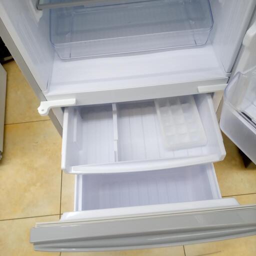 ☆ジモティ割あり☆ SHARP 冷蔵庫 137L 19年製 ／クリーニング済み OJ6577