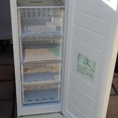 冷凍庫  アイリスオーヤマ冷凍庫