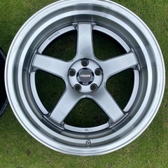 18インチ 9.5J PCD100 5穴