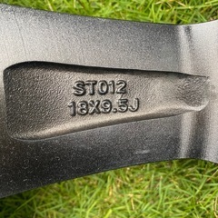 18インチ 9.5J PCD100 5穴