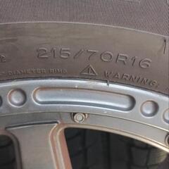 スタッドレスタイヤ　ホイール　215/70R16