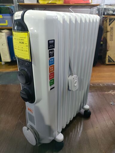 オイルヒーター　デロンギ　RHJ-35M1015　冬物　家電　ジャングルジャングル