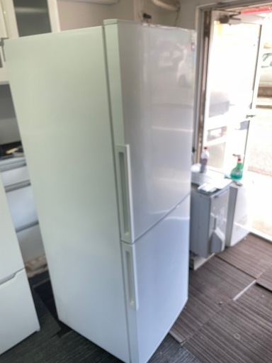 北九州市内配送可能 保証付き SJ-PD28F-W 冷蔵庫 プラズマクラスター 