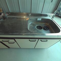 キッチン　流し台　ガス台