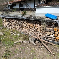 たかひろ様　クヌギ　コナラ　サクラなど ミックス　薪ストーブ キャンプ 広葉樹　軽トラ一杯　乾燥