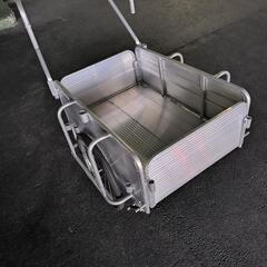 折りたたみ式アルミリアカー