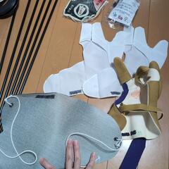 弓道の矢6本、矢筒、ゆがけ他