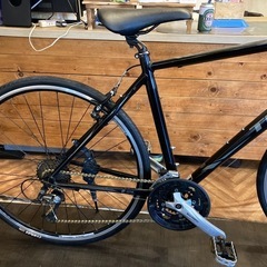 TREK FX7.4前後タイヤ・チューブ新品！】アルミフレーム カーボン