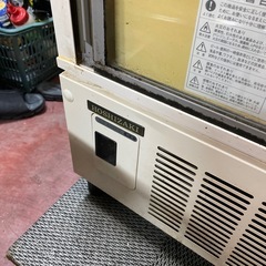 ホシ ザキ小型冷蔵ショーケース 業務用縦形冷蔵庫 SSB-70CT1形