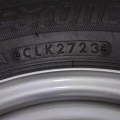 軽トラ・軽バンスタッドレスタイヤホイールほぼ新品タイヤ