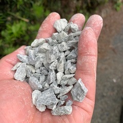 砂利　　駐車場などに