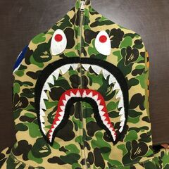 A BATHING APE　エイプ　ア ベイシング エイプ　シャークパーカー　カモフラ　ジップアップジャケット