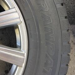 デリカD5　スタッドレス　国内メーカー