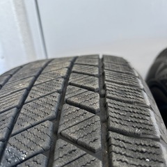 22年式195/65r15VRX3バリ溝