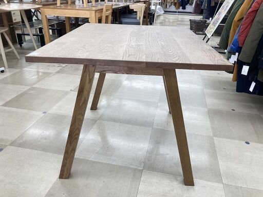 日本フクラ/HUKLA ダイニングテーブル 白/ホワイト スチール脚 200cm 日本フクラ/HUKLA ダイニングテーブル 白/ホワイト スチール脚 200cm