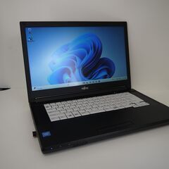 富士通 Windows11 15.6型ノートPC SSD搭載【メ...