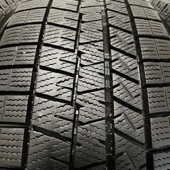 DUNLOP WINTER MAXX WM03 215/60R16 16インチ スタッドレス 4本 20年製 ヴェゼル CX-3 クラウンロイヤル マークX等　(MTK773)クレジットカード QRコード決済可能
