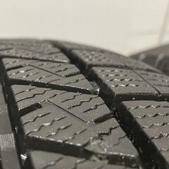 DUNLOP WINTER MAXX WM03 215/60R16 16インチ スタッドレス 4本 20年製 ヴェゼル CX-3 クラウンロイヤル マークX等　(MTK773)クレジットカード QRコード決済可能