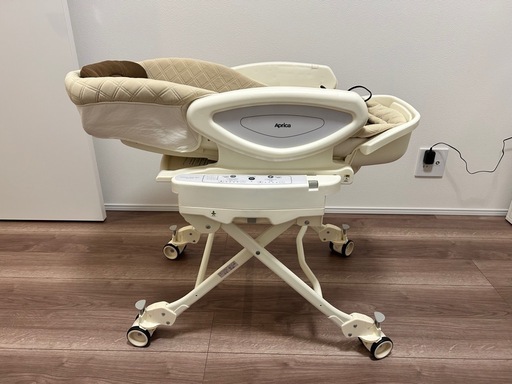 Aprica アップリカ ココチーノオートDX 電動ハイローチェア ベビーチェア 本州往復送料無料】【2ヶ月レンタル割引中】ハイローベッド＆チェア