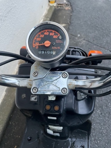 受付終了 ズーマー  低走行9,000km台　ロンホイ、ローダウン キャブ車　東京杉並 ズーマー 低走行9,000km台 ロンホイ、ローダウン キャブ車 東京杉並