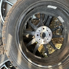 ほぼ新品　スタッドレス　ホイール