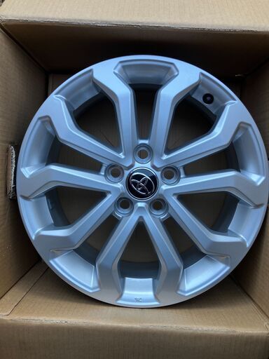 カローラクロスHV ホイール　新車外し 純正ホイール 新車外し トヨタ カローラクロス 4本セット ホイール