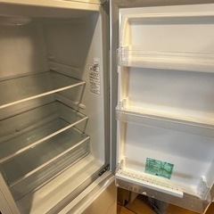 【ほぼ未使用】Hisece 冷蔵庫　175L