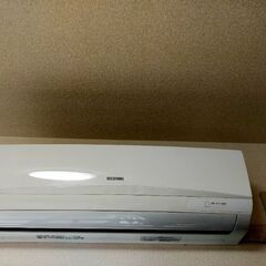 【割引あり】美品エアコンアイリスオーヤマ